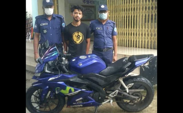 টেকনাফে মোটরসাইকেল চোরচক্রের সদস্য আটক