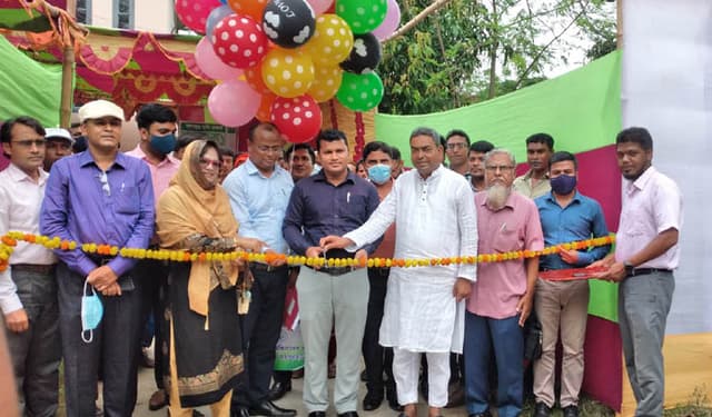 পাঁচবিবিতে কৃষি প্রযুক্তি মেলার উদ্বোধন