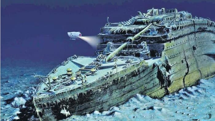 টাইটানিক দেখতে যাওয়া পর্যটকবাহী সাবমেরিন নিখোঁজ