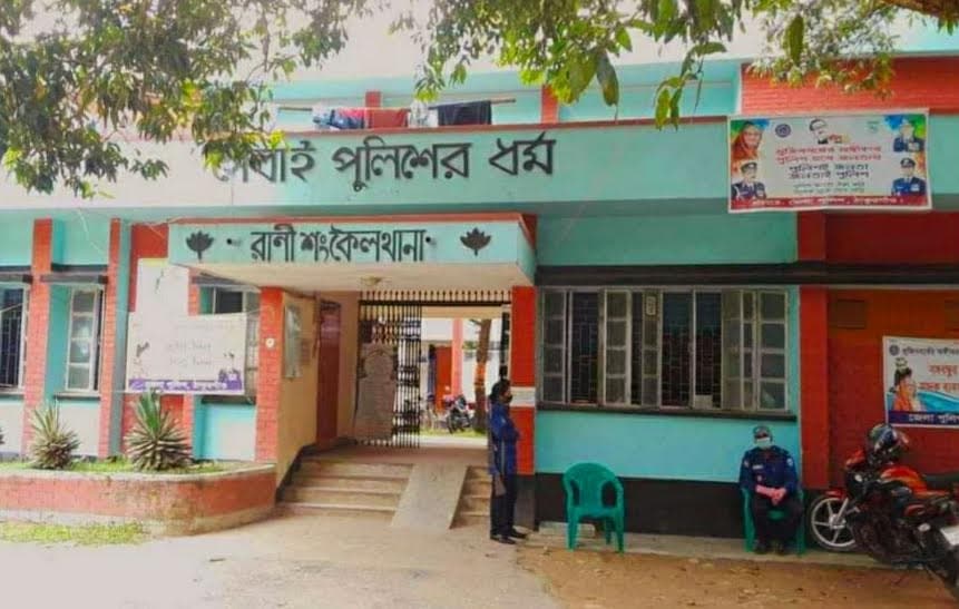 স্মার্ট ফোন কিনে না দেওয়ায় অভিমানে যুবকের আত্মহত্যা