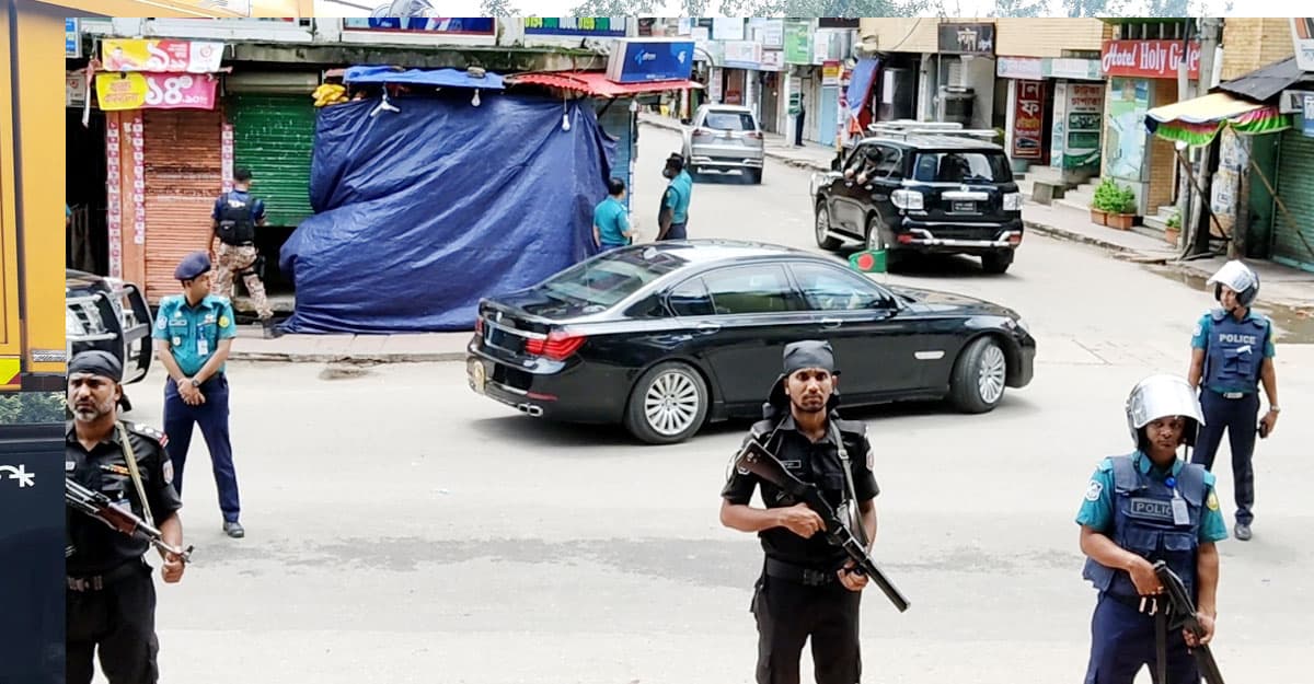 শাহজালালের মাজার জিয়ারত করলেন প্রধানমন্ত্রী