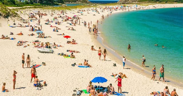 সৈকতে প্রস্রাব করলে জরিমানা গুনতে হবে ৭৩ হাজার টাকা!