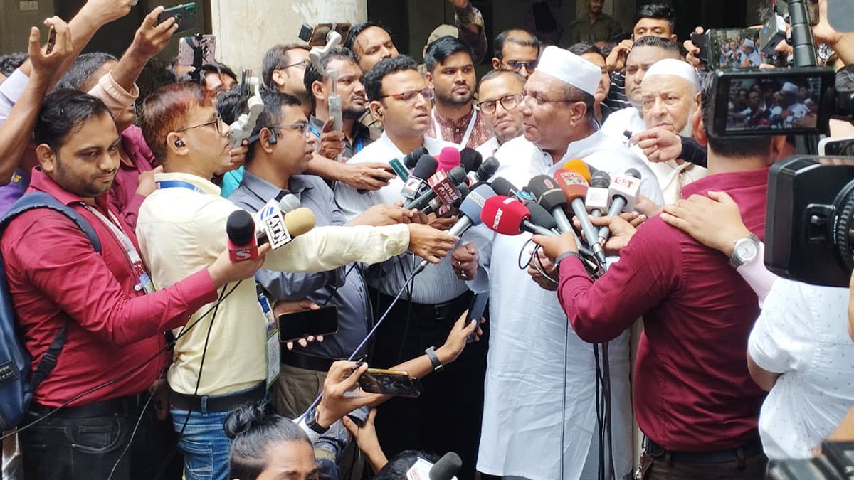 ভোটকেন্দ্রে পেশিশক্তির জোর দেখানো হচ্ছে : জাপা প্রার্থী