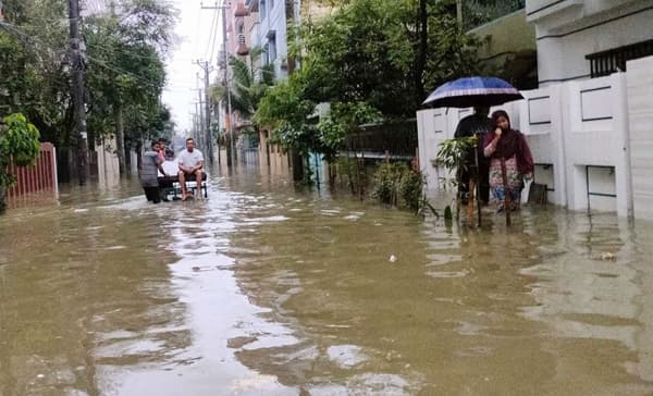 প্লাবিত সিলেটে পানিবন্দির সংখ্যা ছাড়াল ১০ লাখ