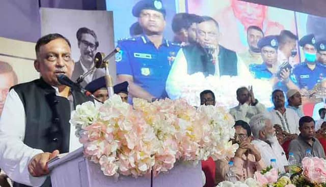 নোবেল পুরস্কার পেতে পারেন প্রধানমন্ত্রী : স্বরাষ্ট্রমন্ত্রী