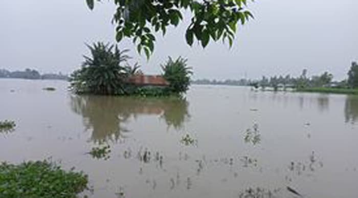 সুন্দরগঞ্জে পানিবন্ধি ৬ হাজার পরিবার