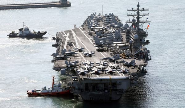 দক্ষিণ কোরিয়ায় পৌঁছাল পারমাণবিক শক্তিসমৃদ্ধ যুক্তরাষ্ট্রের রণতরী