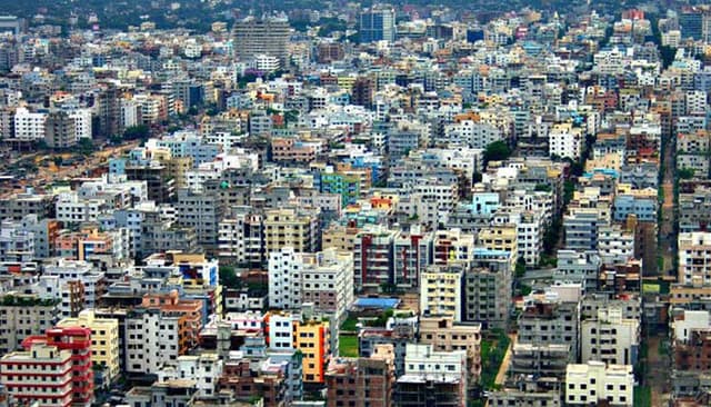 দুবাইয়ের থেকেও ব্যায়বহুল শহর  ঢাকা!