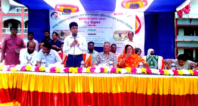 নেছারাবাদে বঙ্গবন্ধু ও বঙ্গমাতা গোল্ডকাপ টুর্নামেন্ট শুরু
