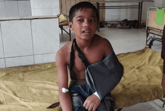 মেহেরপুরে সাপড় কামড়ে অসুস্থ শিশু হাসপাতালে ভর্তি