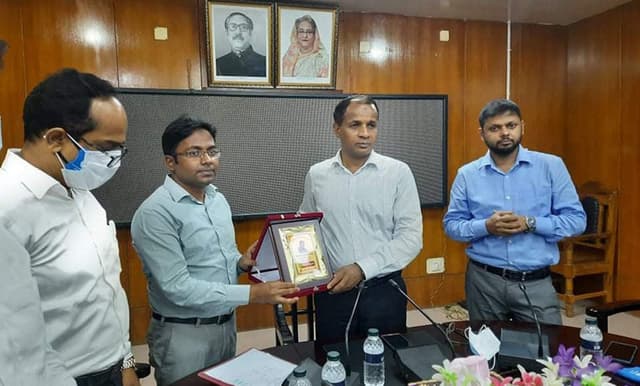 জাতীয় শুদ্ধাচার পুরস্কার পেলেন নলছিটির সহকারী কমিশনার