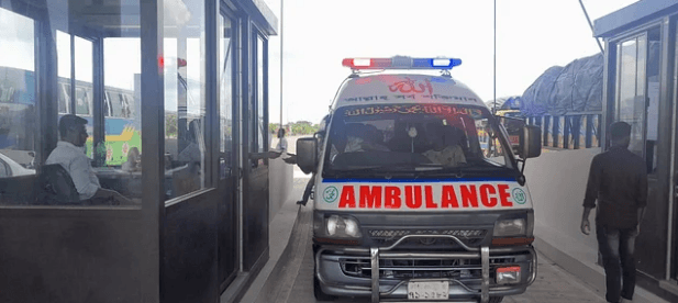 ৮০ মিনিটে মাদারীপুর থেকে অ্যাম্বুলেন্স ঢাকা মেডিকেলে