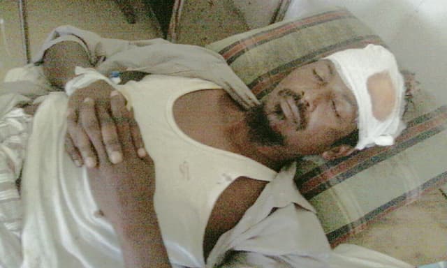 হিজলার মেমানিয়ায় ব্যবসায়ীকে মারধরের অভিযোগ