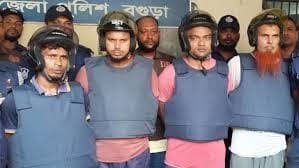 ছাদ ফুটো করে ৪ ফাঁসির আসামির পলায়ন, ৩ কারারক্ষী বরখাস্ত