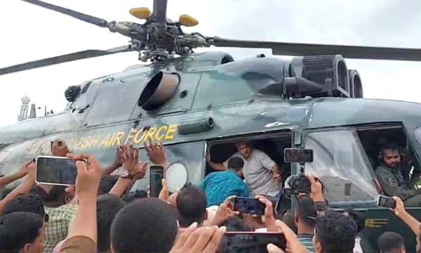 অসুস্থ ডেপুটি স্পিকারকে হেলিকপ্টারে আনা হলো ঢাকায়