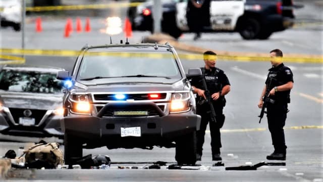 কানাডায় ব্যাংকে বন্দুকযুদ্ধ, ৬ পুলিশ কর্মকর্তাসহ হতাহত ৮