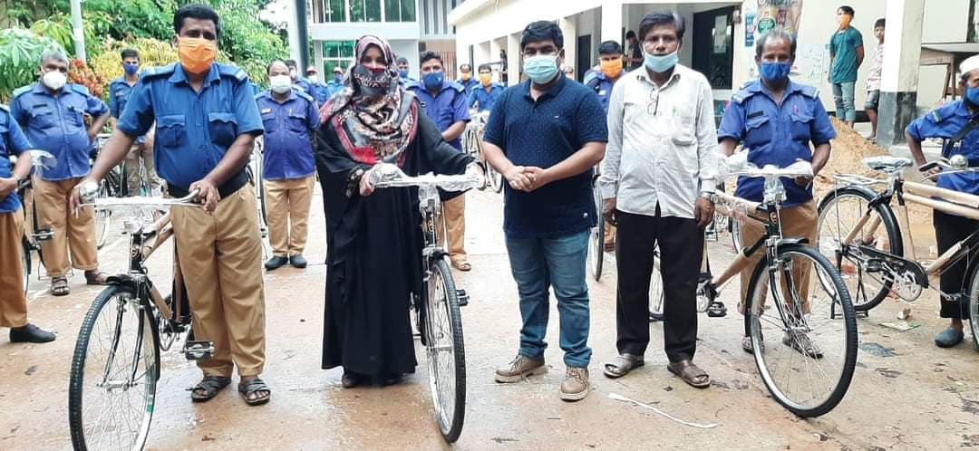 উখিয়ায় ৪৯ গ্রাম পুলিশ পেলেন বাইসাইকেল