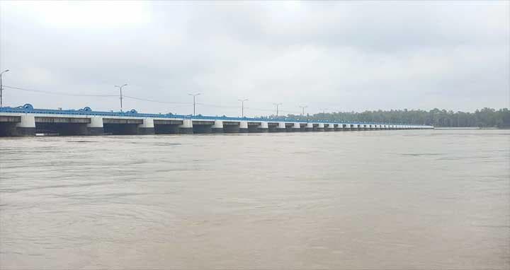 বাড়ছে তিস্তার পানি, ব্যারেজের সব জলকপাট খুলে দিলো কর্তৃপক্ষ