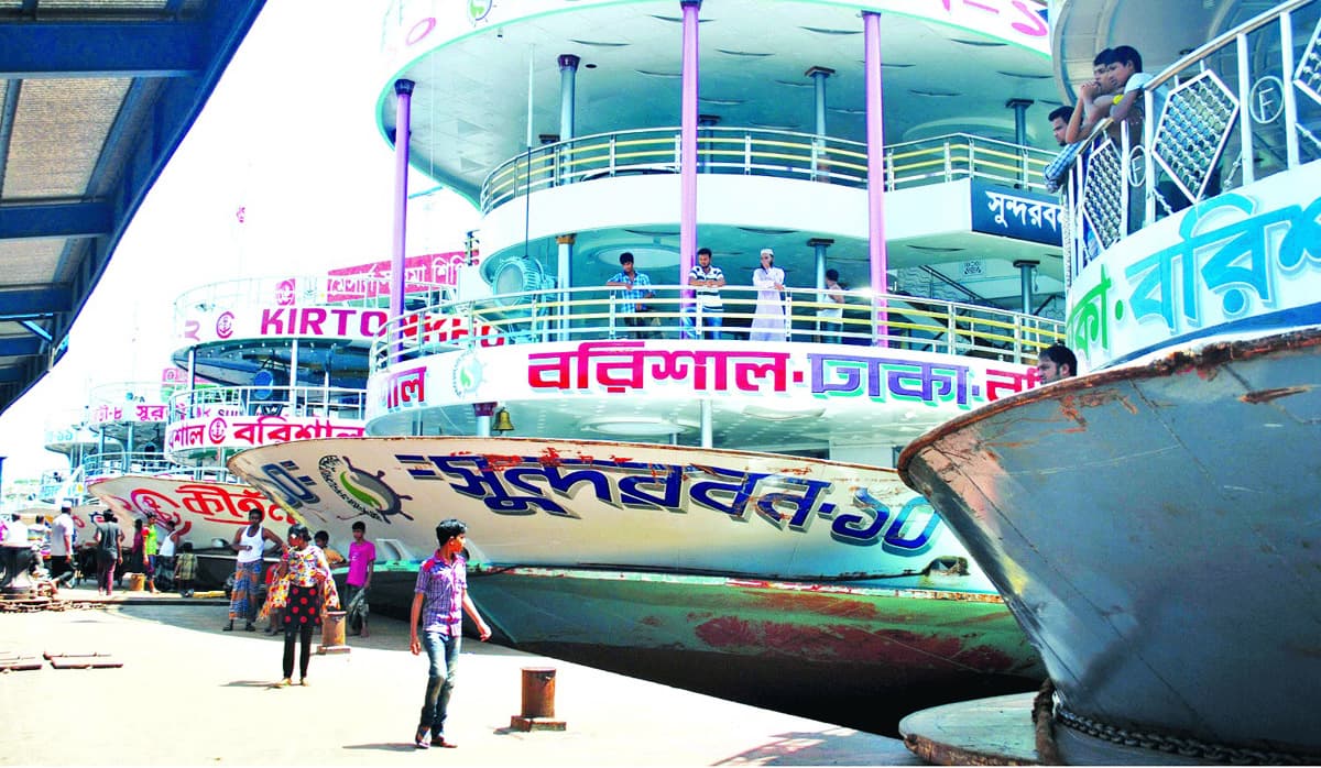 বরিশালে লঞ্চের ঈদ স্পেশাল সার্ভিসে নেই তোড়জোর