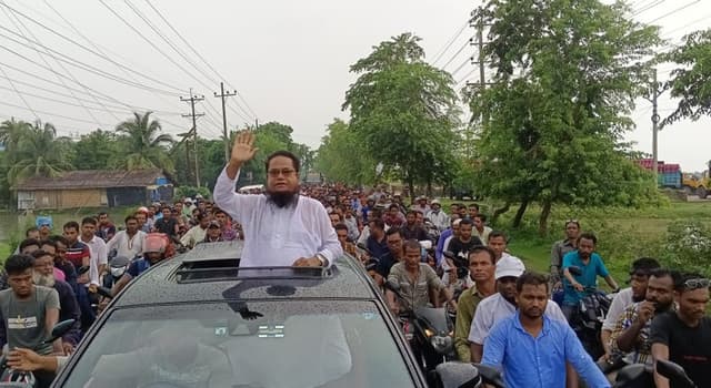 বাগেরহাট ৩ আসনে প্রচারণায় ব্যস্ত বীর মুক্তিযোদ্ধা ইদ্রীস আলী