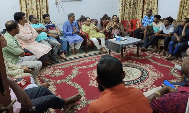 লালপুরে সাংবাদিকদের সঙ্গে বিএনপি’র নেতৃবৃন্দের ঈদ শুভেচ্ছা বিনিময়