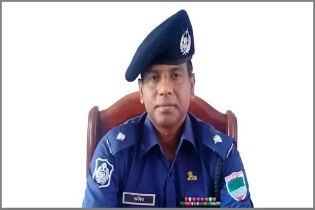 শিক্ষক লাঞ্ছনার ঘটনায় ওসি প্রত্যাহার