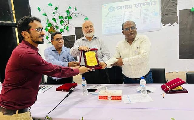 নোবিপ্রবিতে ভিন্নধর্মী আয়োজন 'গবেষণায় হাতেখড়ি'