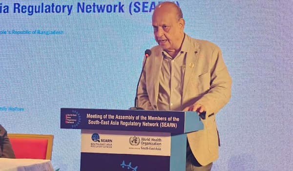 দেশে ভেজাল ওষুধের ঝুঁকি মোকাবিলা বিরাট চ্যালেঞ্জ: স্বাস্থ্যমন্ত্রী