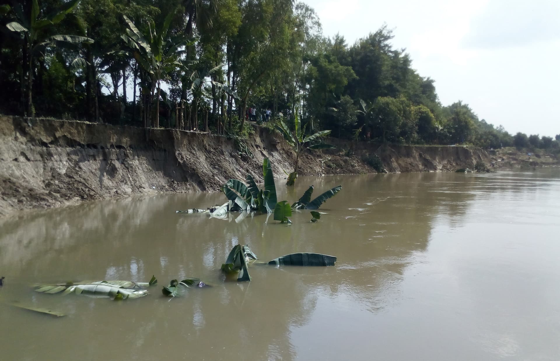 ধামইরহাটে ধসে যাওয়া বাঁধ সংস্কার না করায় শঙ্কিত ২৫ গ্রাম