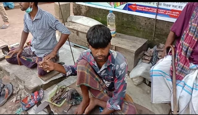 ভালো নেই" সরাইল মুচি সম্প্রদায় ! মরার ওপর খাঁড়া