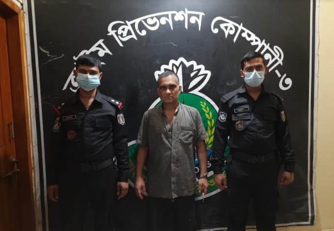 টাঙ্গাইলে ইয়াবাসহ মাদক ব্যবসায়ী গ্রেফতার