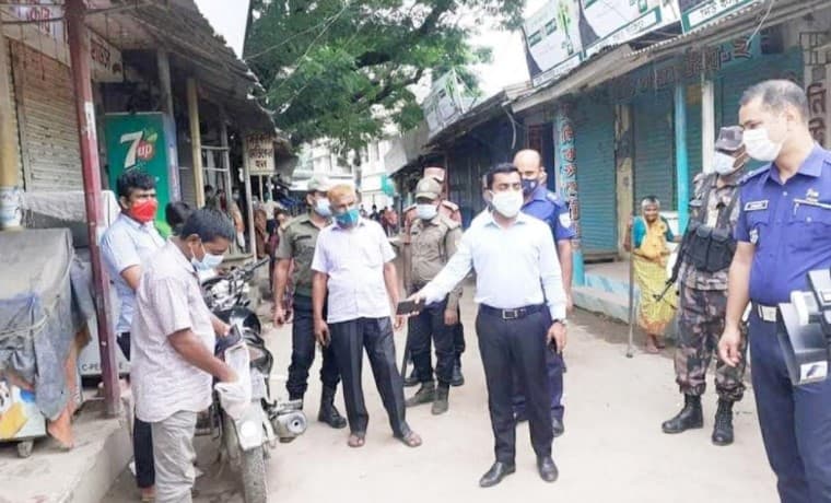 লকডাউনের ৫ম দিনে হিলিতে ভ্রাম্যমাণ আদালতের জরিমানা
