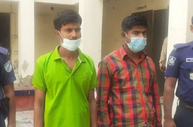 কালিয়াকৈরে রিভলবার ও সুটারগানসহ ২ যুবক আটক