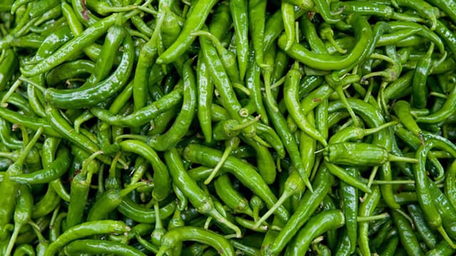 ফের কাঁচা মরিচের কেজি ৫০০ টাকা