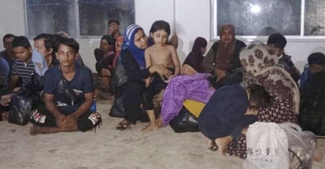 সেন্টমার্টিনে মিয়ানমারের ২ সেনা ও ৩১ রোহিঙ্গার অনুপ্রবেশ