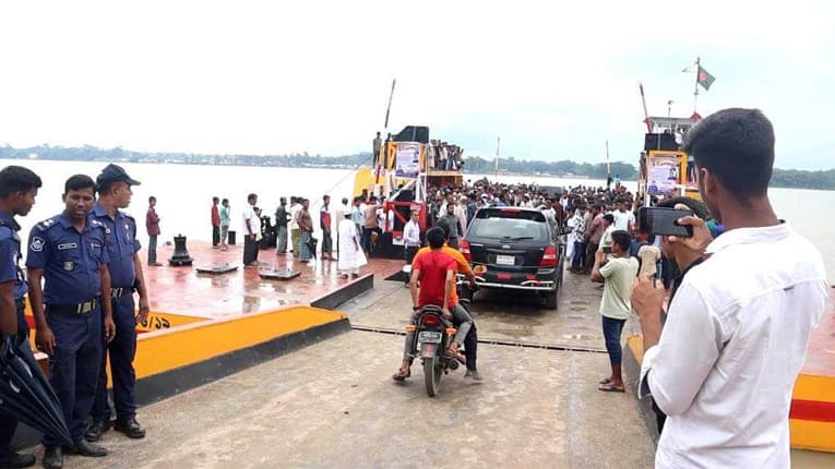 বিশখালি নদীতে ফেরি উদ্বোধন