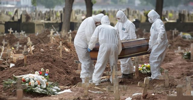 দৈনিক মৃত্যু ছাড়াল ১২০০, শনাক্ত আরও সাড়ে ৭ লক্ষাধিক