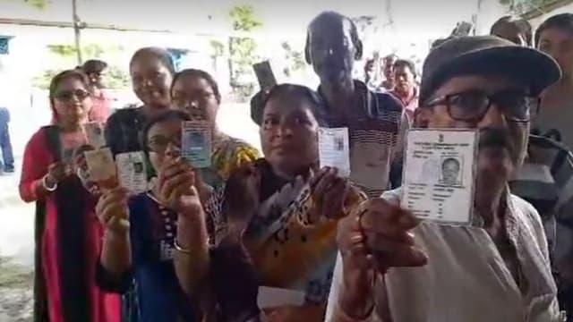 পশ্চিমবঙ্গে নির্বাচনে ব্যাপক সহিংসতা, প্রাণ গেল ৮ জনের