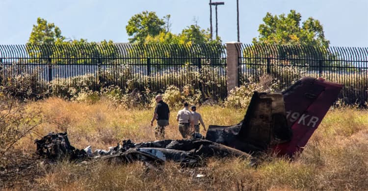 ক্যালিফোর্নিয়ায় প্লেন বিধ্বস্ত, নিহত ৬