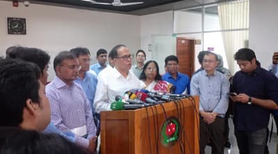 ভুল করতে পারি, কিন্তু পায়ে কুঠার মারিনি: সিইসি