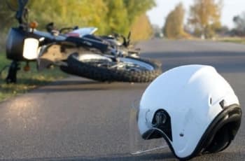 গাড়িচাপায় ২ মোটরসাইকেল আরোহী নিহত