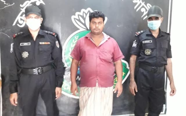 টাঙ্গাইলে চোলাই মদসহ আটক ২
