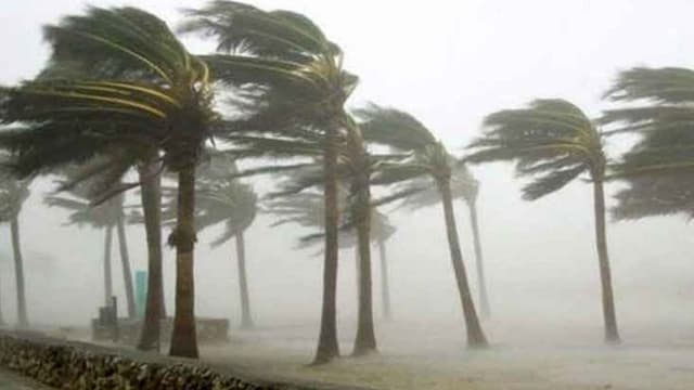 দুপুরের মধ্যে ২০ জেলায় ৬০ কিমি বেগে ঝড়ের আভাস