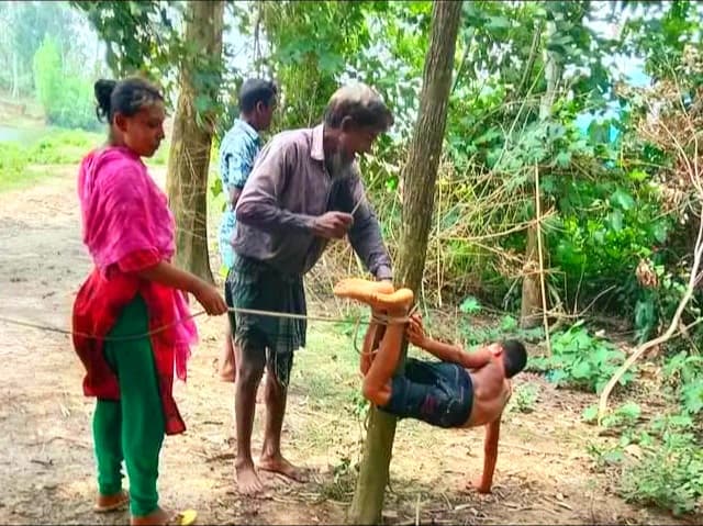 ঠাকুরগাঁওয়ে মাছ চুরির অপবাদে শিশুকে নির্যাতন