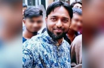 অস্ত্র ও গুলিসহ স্বেচ্ছাসেবক লীগ নেতা গ্রেপ্তার