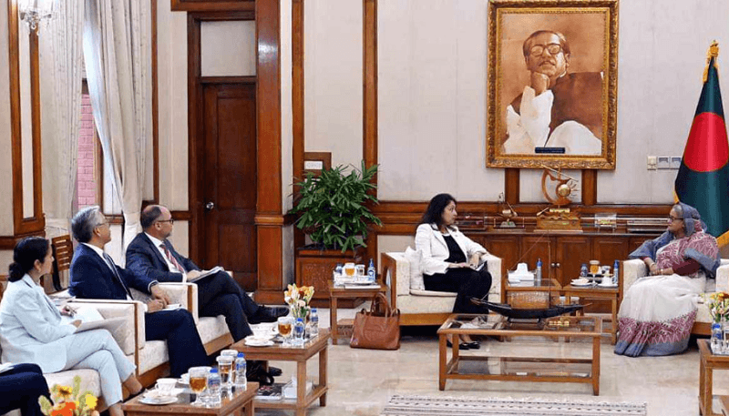 প্রধানমন্ত্রীর সঙ্গে সৌজন্য সাক্ষাৎ করেছেন উজরা জেয়া