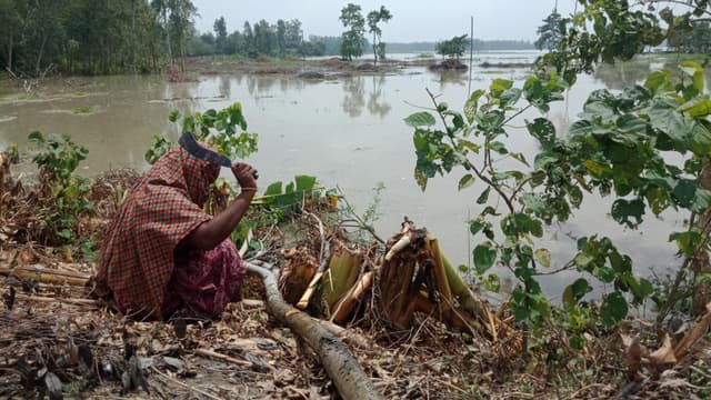 সিরাজগঞ্জে কমতে শুরু করেছে যমুনার পানি, লক্ষাধিক মানুষ পানিবন্দি