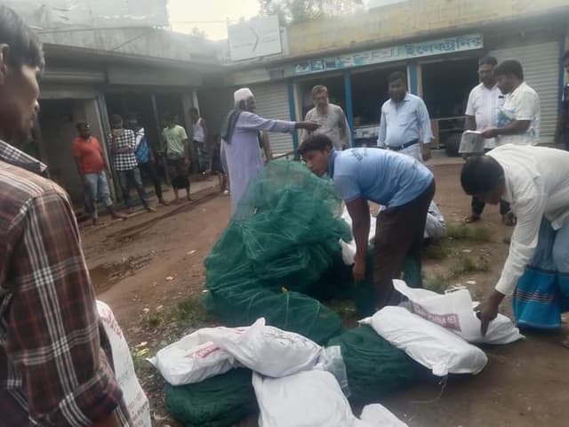 সরাইলে অবৈধ চায়না রিং জালের বিরুদ্ধে ইউএনও'র অভিযান