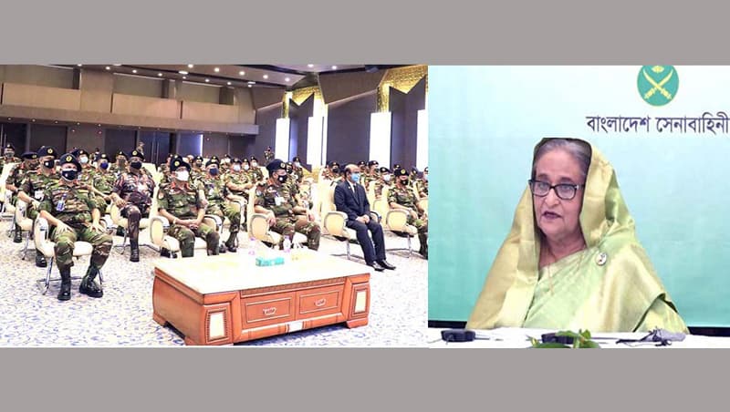 সৎ-যোগ্যদের সেনা নেতৃত্বে আনতে হবে: প্রধানমন্ত্রী