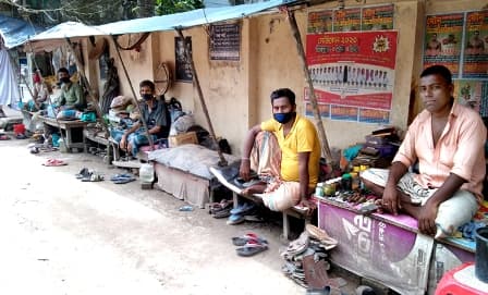 সরকারি সহযোগিতা জোটে না ওদের ভাগ্যে !